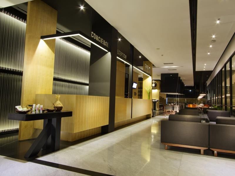 Neo Hotel Tendean Jakarta By Aston Екстериор снимка