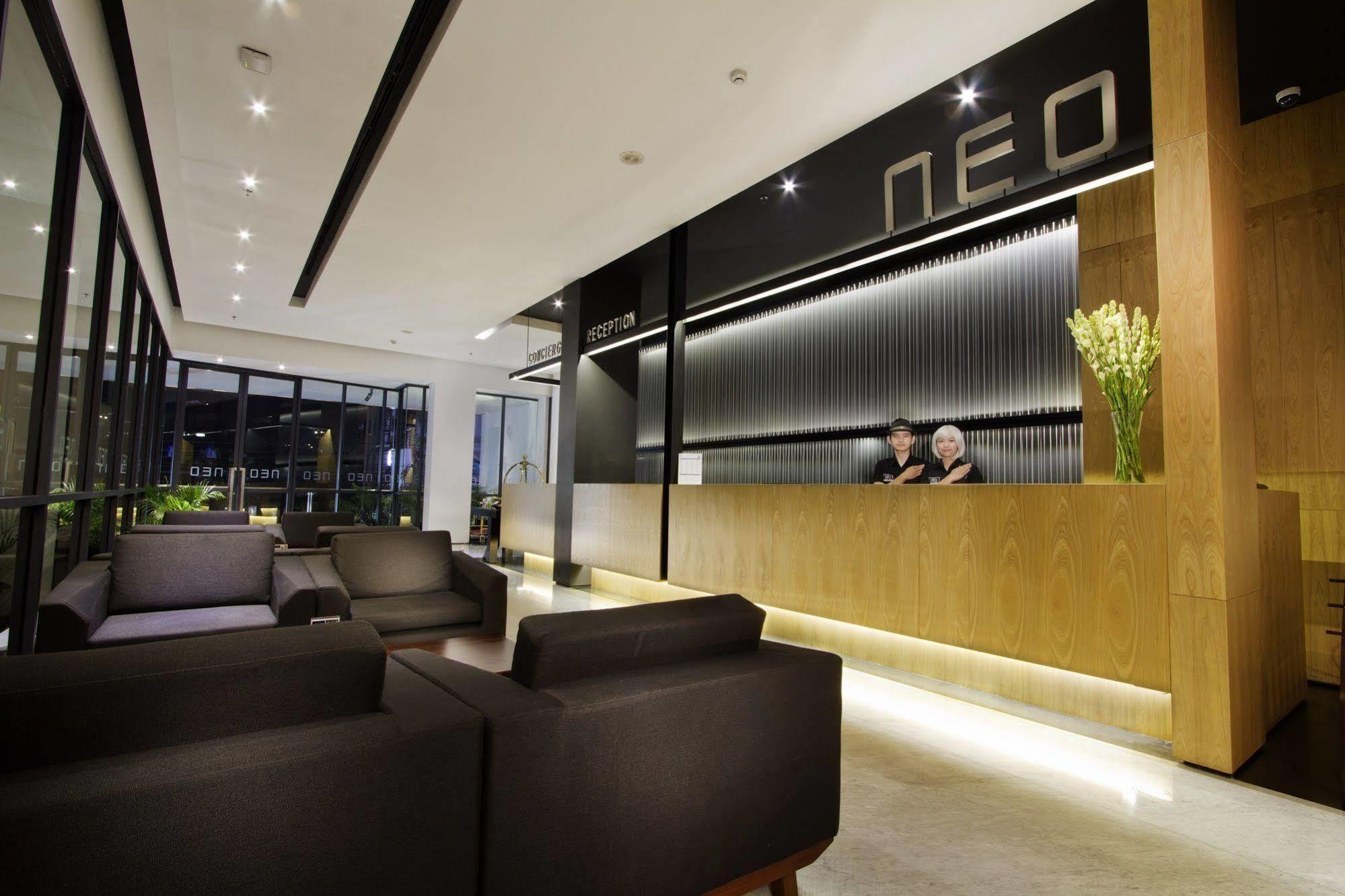Neo Hotel Tendean Jakarta By Aston Екстериор снимка